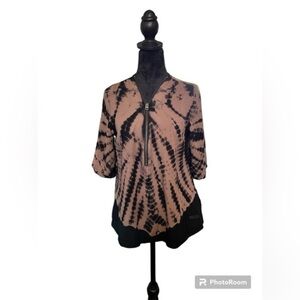 Harley Davidson Women's 1/2 Zip Short Sleeve Key Hole Blouse Size Medium